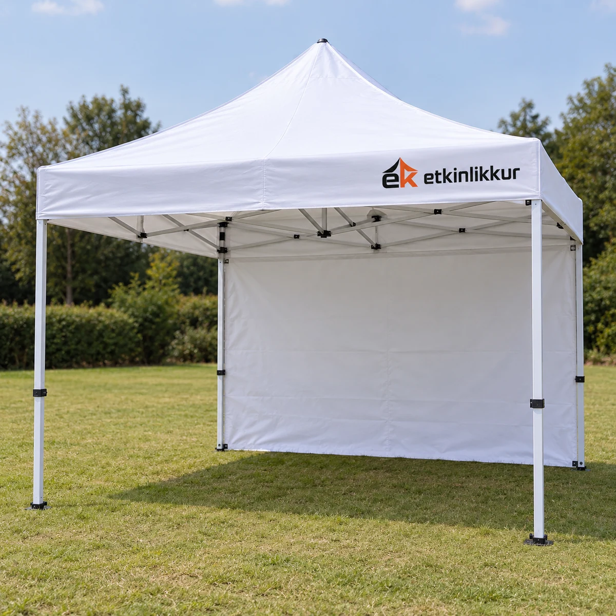 4×4 Gazebo 40’lık Çelik Gövde 1 Adet Tam Duvarlı Model